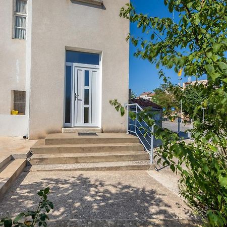 Apartment Zora & Natale Пула Екстериор снимка