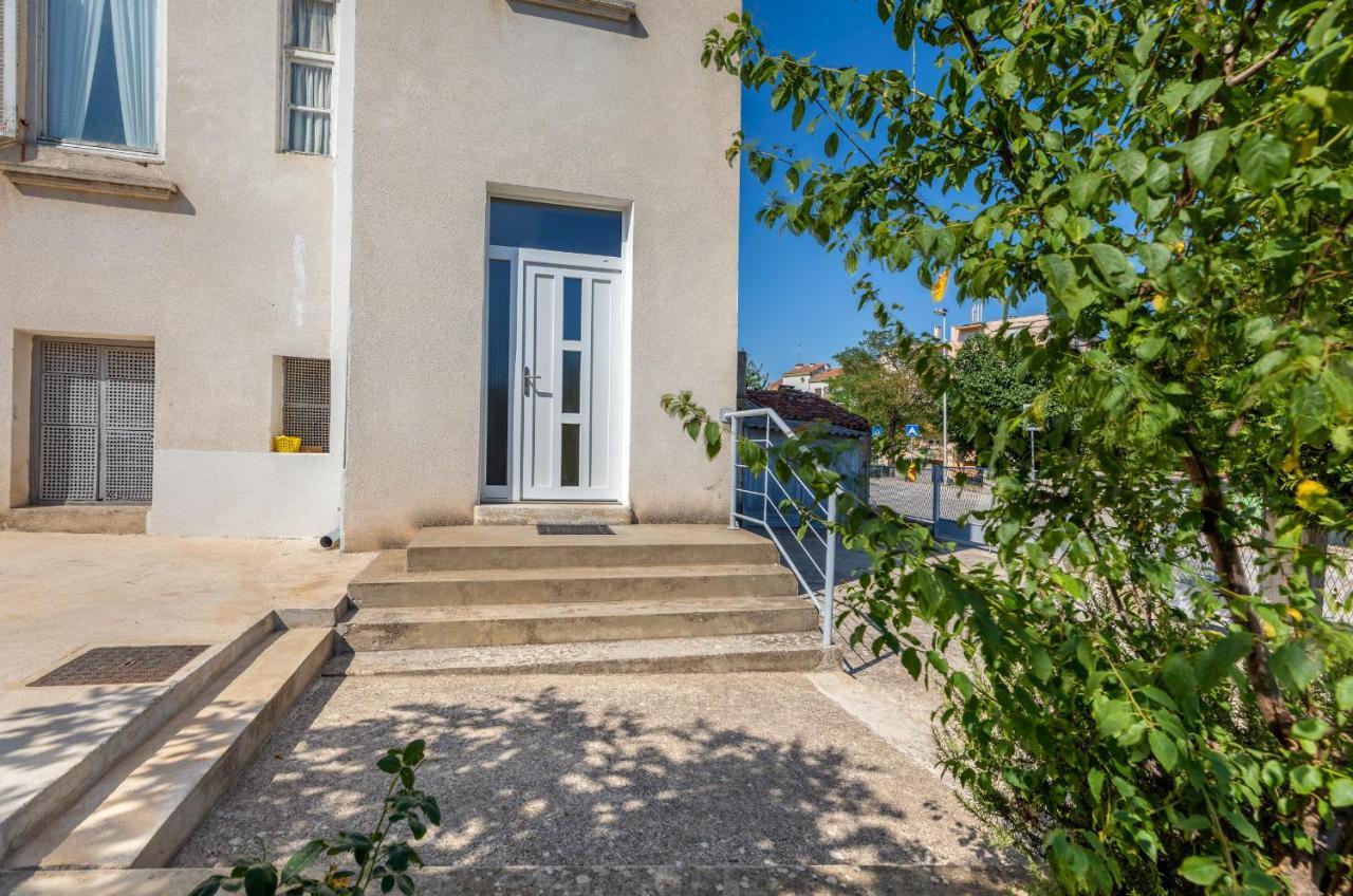 Apartment Zora & Natale Пула Екстериор снимка