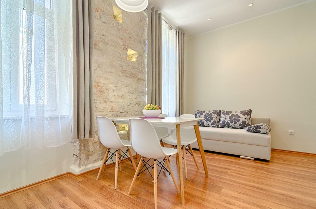 Apartment Zora & Natale Пула Екстериор снимка