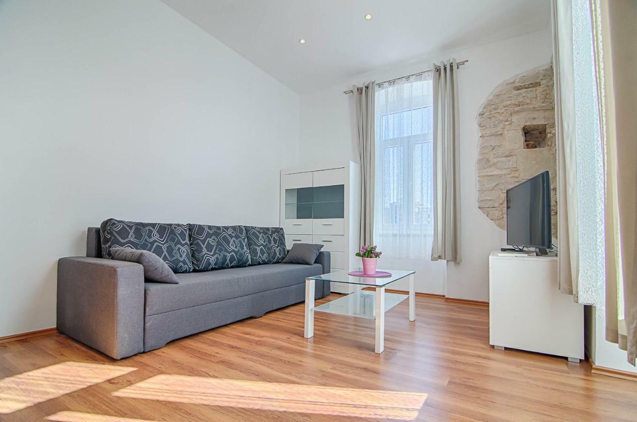 Apartment Zora & Natale Пула Екстериор снимка
