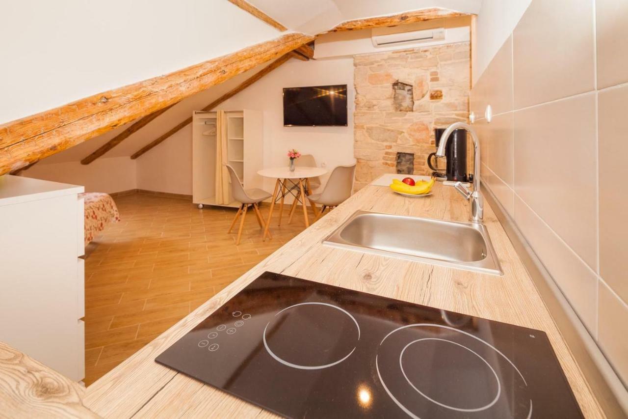 Apartment Zora & Natale Пула Екстериор снимка